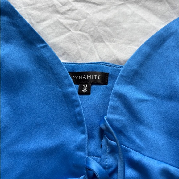 Dynamite Vibrant Blue Camisole satin silk tie front tank top going out nwot - Picture 4 of 5